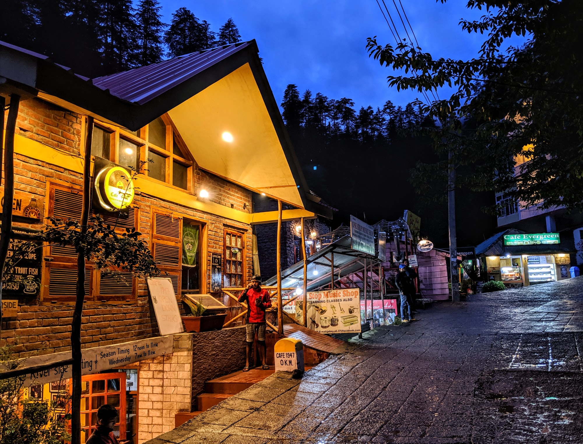 manali-cafe
